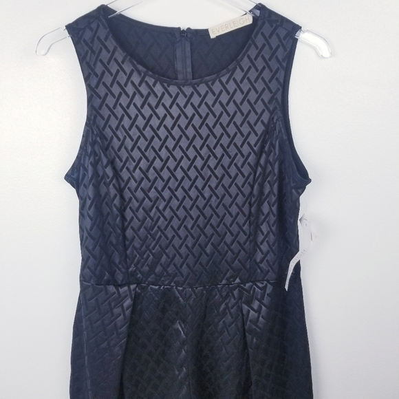 Everleigh Black Sleeveless Romper NWT - Picture 11 of 11